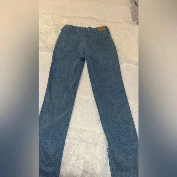 Abercrombie & Fitch Abercrombie kids/girls/youth jeans high rise straight 13/14L - Picture 3 of 6